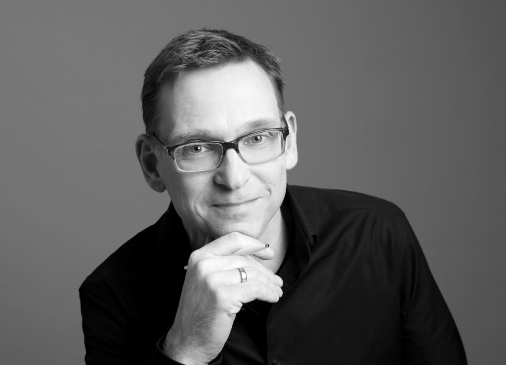 Dr. Stefan Kappner, Biograf